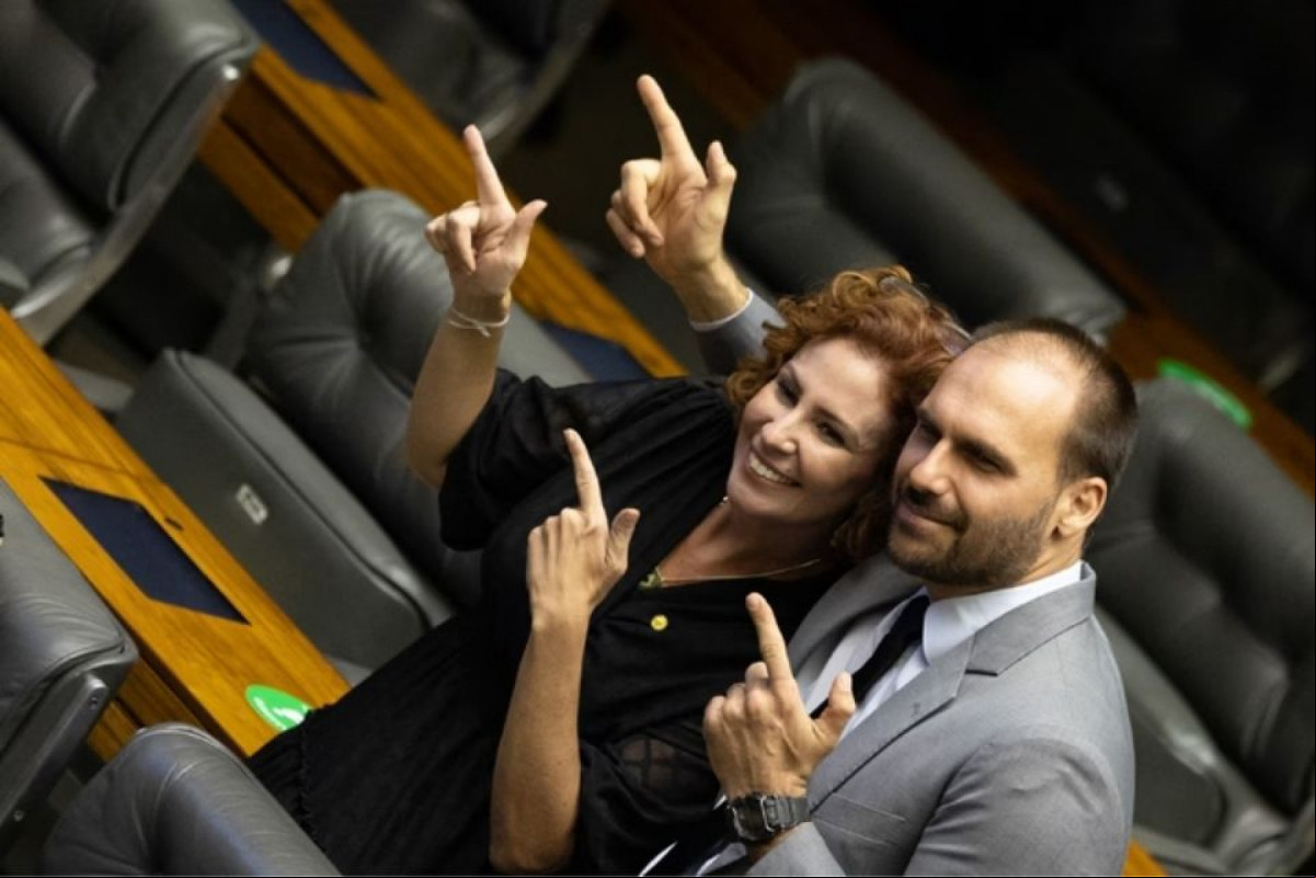 Carla Zambelli (PL-SP) e Eduardo Bolsonaro (PL)